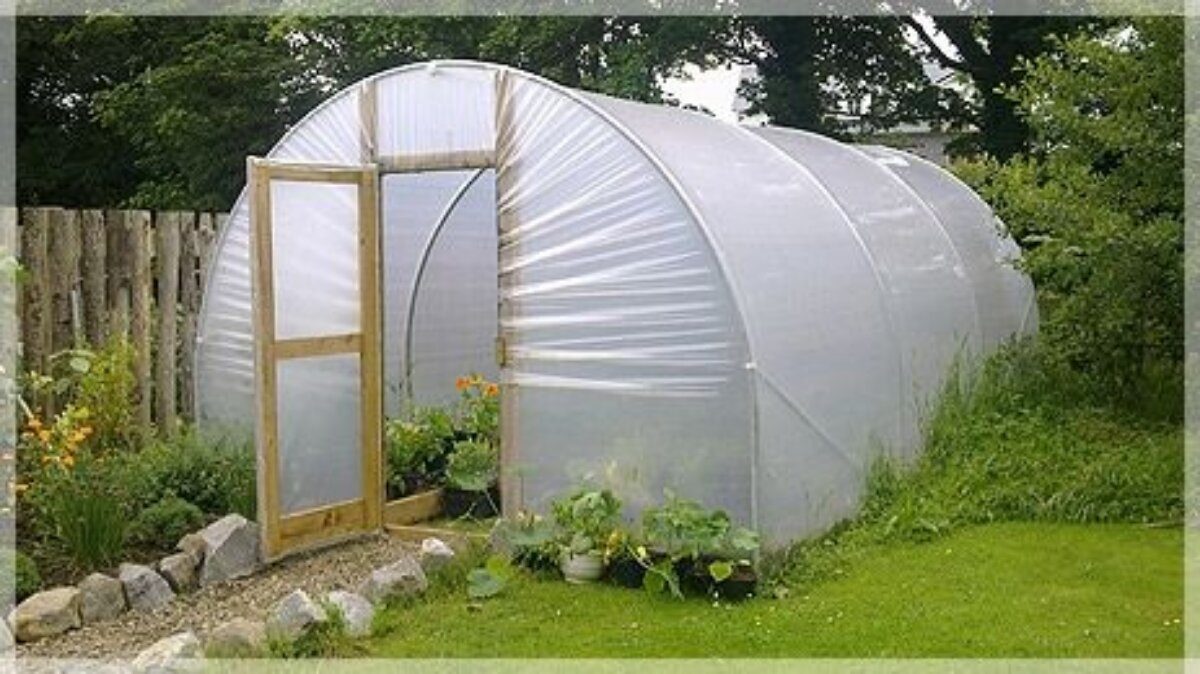 An example of a hoop house